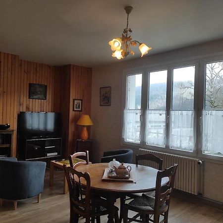 La Lisiere Appartement 2 Chambres Revin  Bagian luar foto